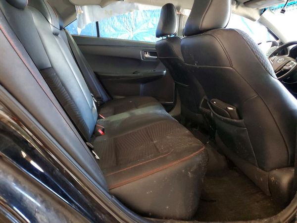 2015 TOYOTA CAMRY