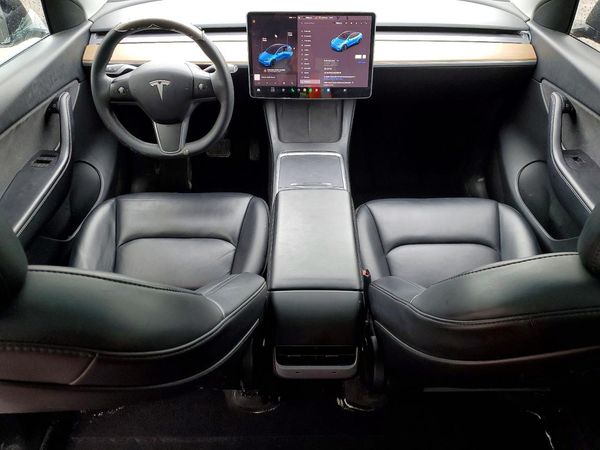 2022 TESLA MODEL Y