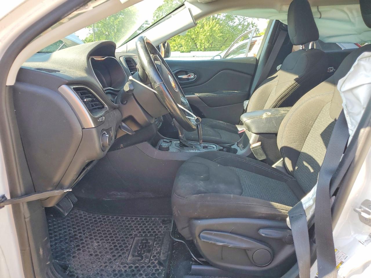 2020 JEEP CHEROKEE LATITUDE 4X4