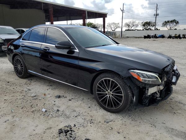 2020 MERCEDES-BENZ C C300