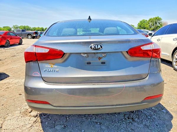 2016 KIA FORTE