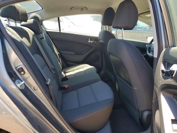 2016 KIA FORTE