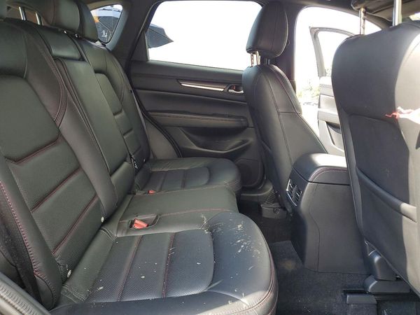 2024 MAZDA CX-5 Premium Package