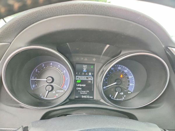 2017 TOYOTA COROLLA