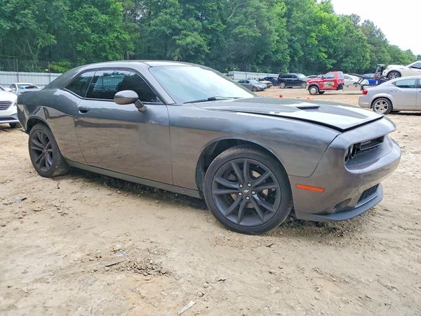 2018 DODGE CHALLENGER SXT