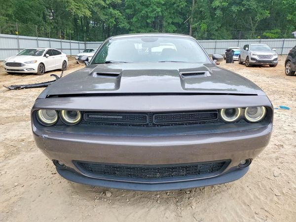 2018 DODGE CHALLENGER SXT