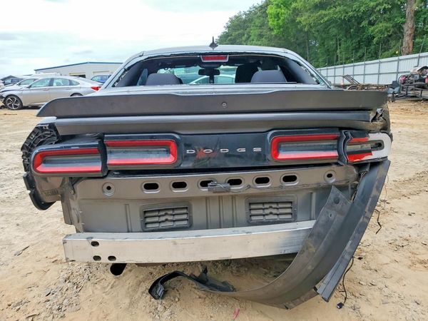 2018 DODGE CHALLENGER SXT