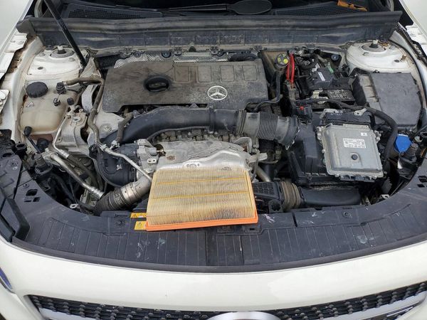 2022 MERCEDES-BENZ GLB GLB250 / GLB250 4MATIC