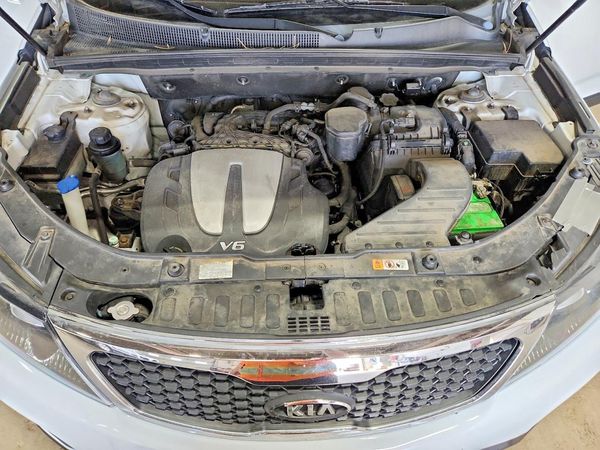 2013 KIA SORENTO Base / LX