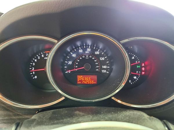 2013 KIA SORENTO Base / LX