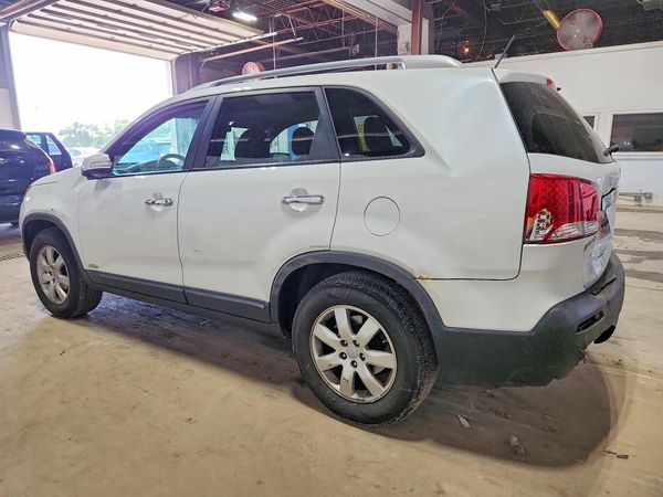 2013 KIA SORENTO Base / LX