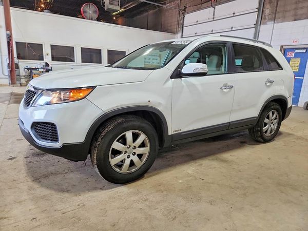 2013 KIA SORENTO Base / LX