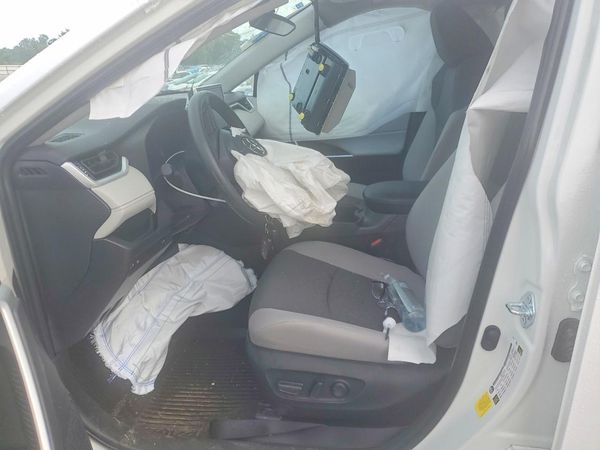 2025 TOYOTA RAV4 — DENT
