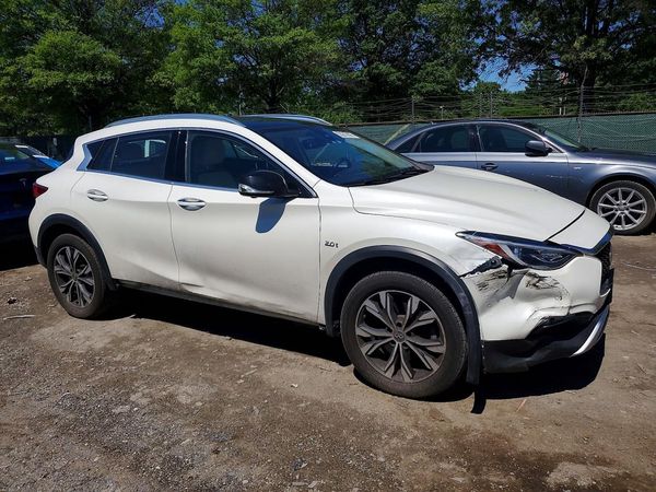 2019 INFINITI QX30