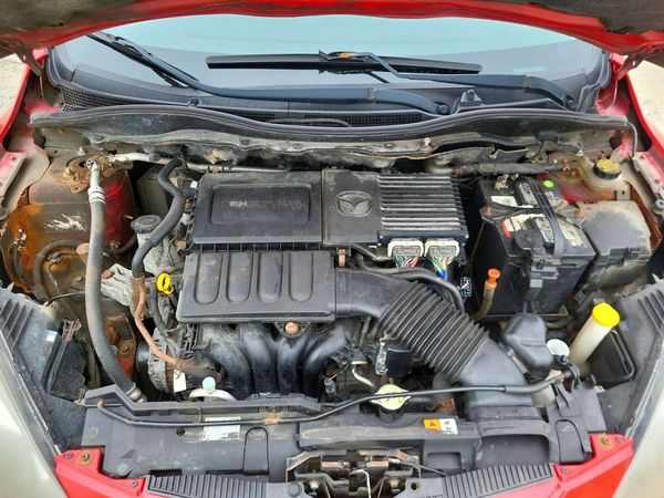 2012 MAZDA 2 Sport/GX — Engine bay