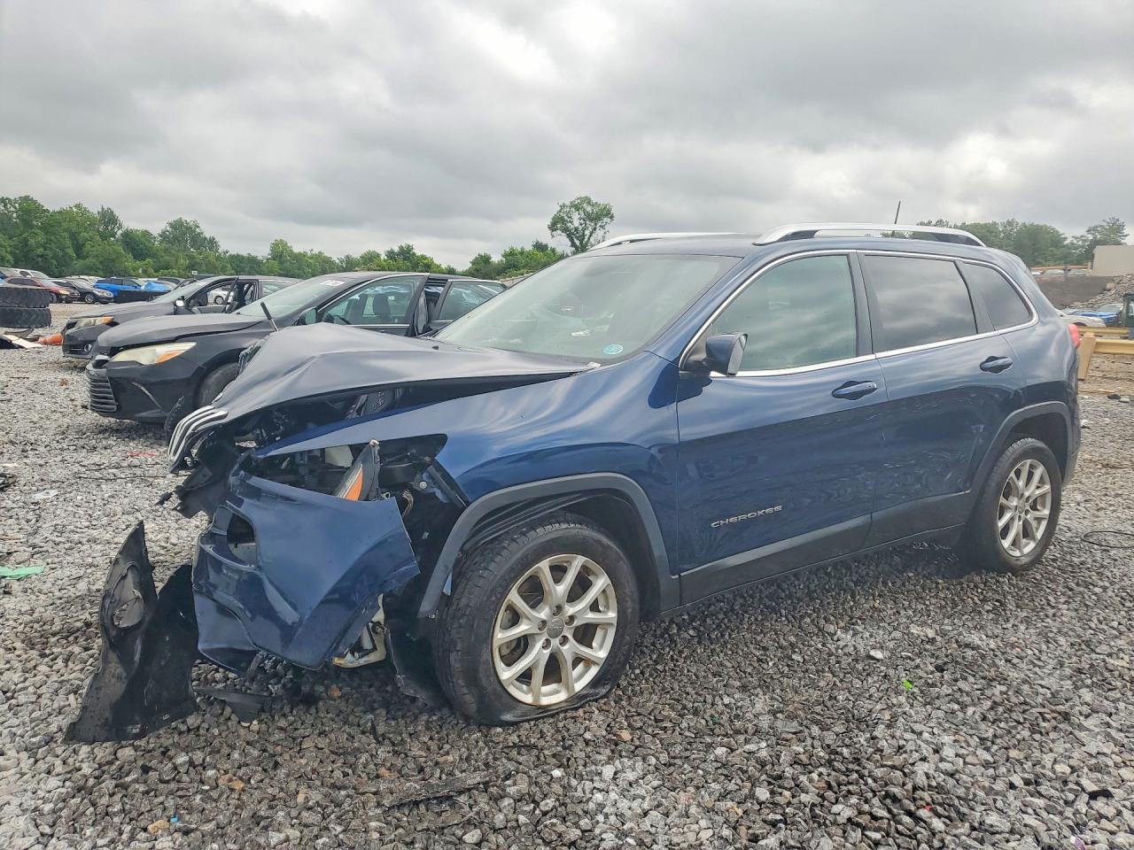 2018 JEEP CHEROKEE Latitude Plus