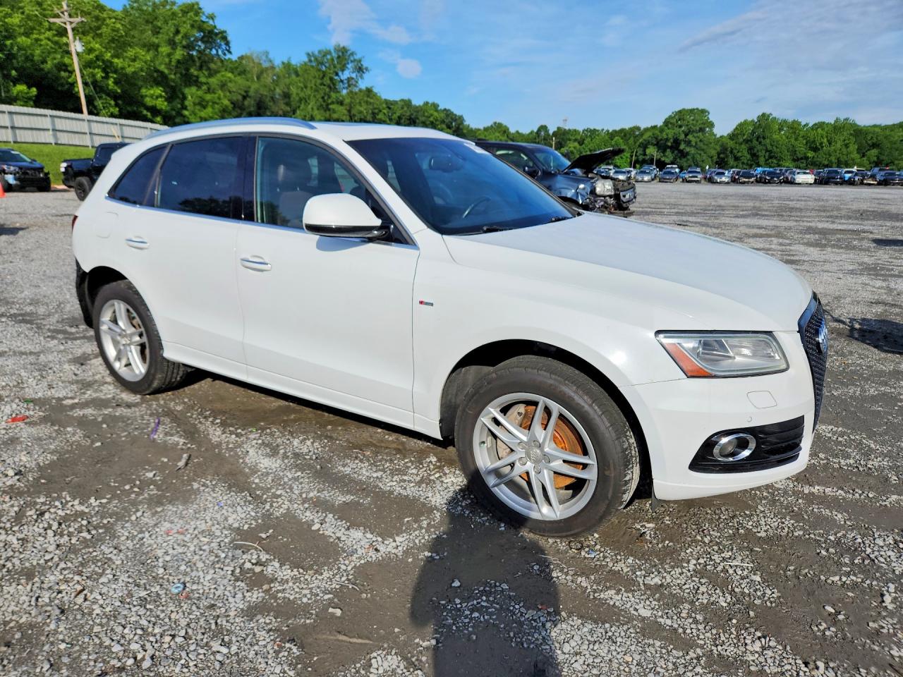 2016 AUDI Q5