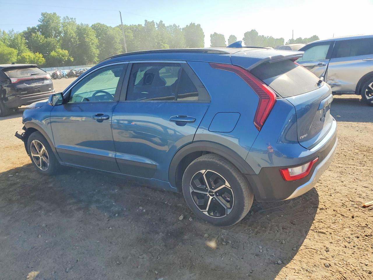 2024 KIA NIRO EX