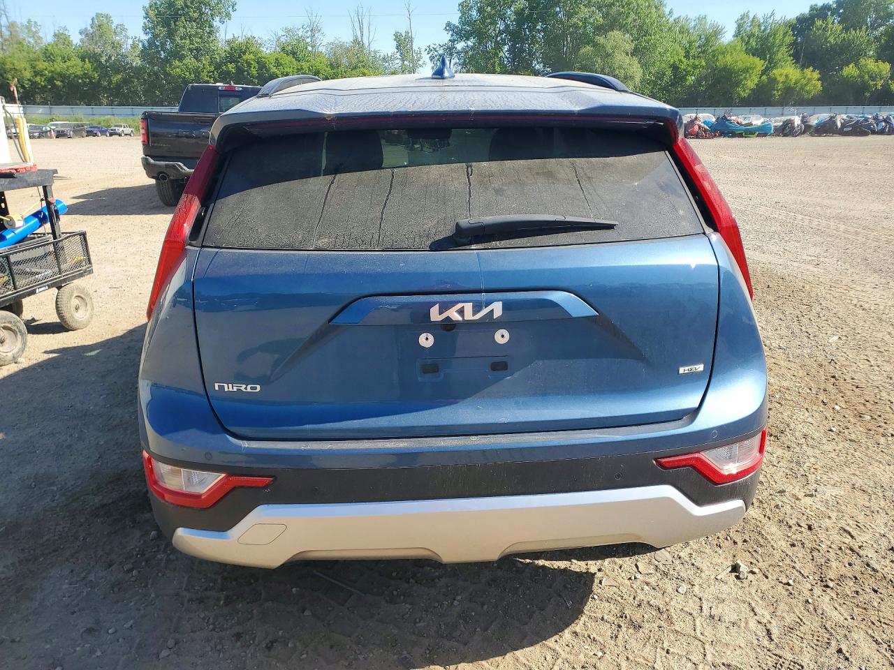 2024 KIA NIRO EX