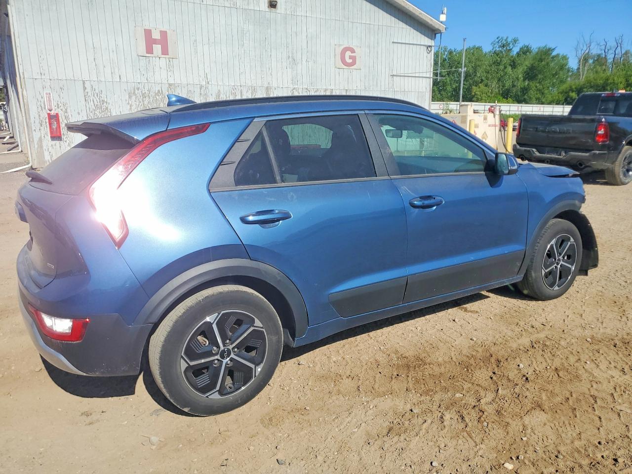 2024 KIA NIRO EX