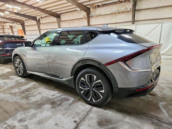 2023 KIA EV6 Light, Wind