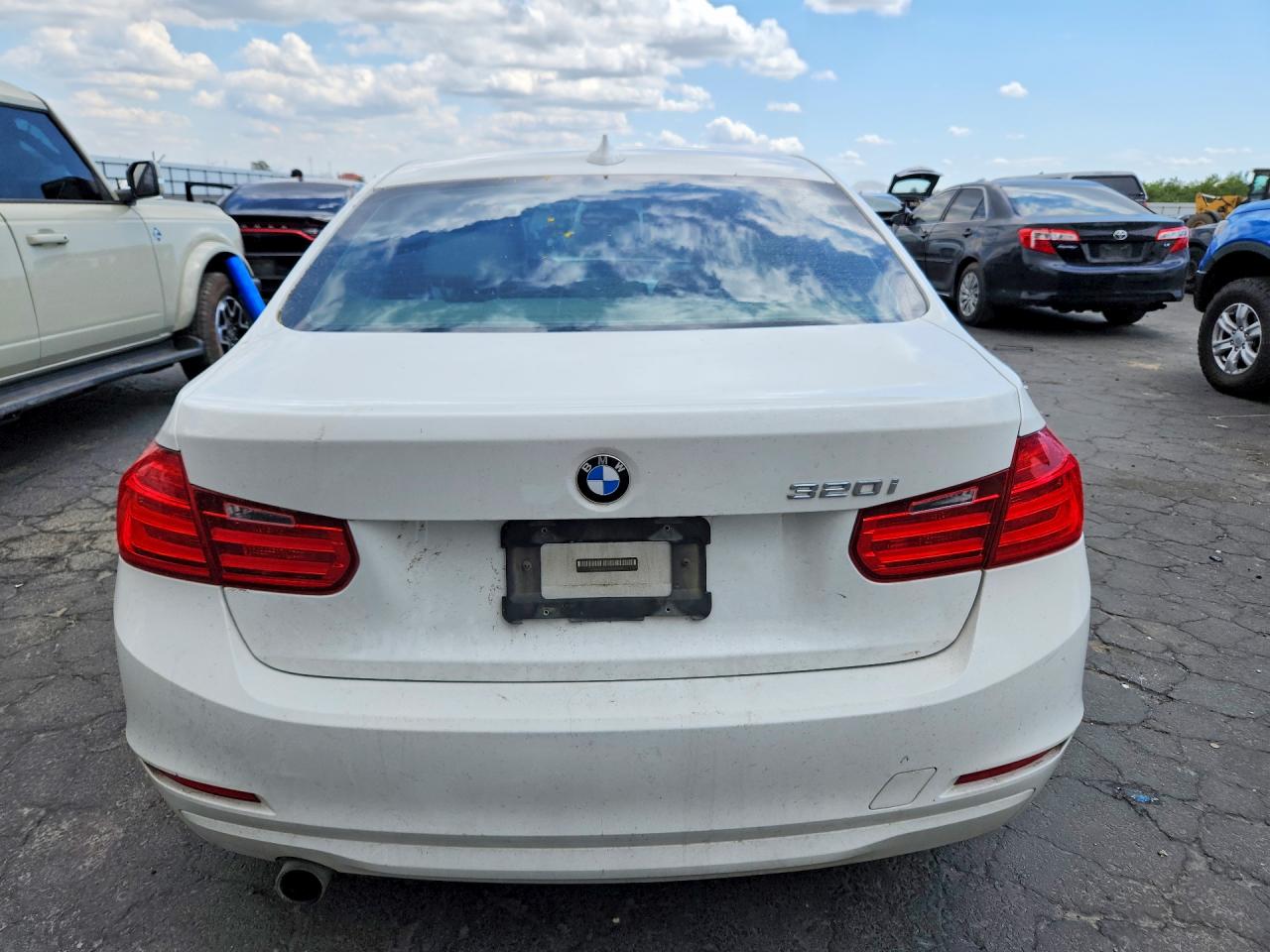 2014 BMW 320 SA