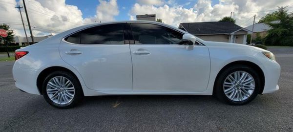 2013 LEXUS ES