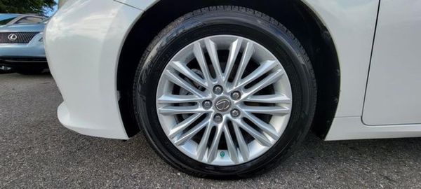 2013 LEXUS ES