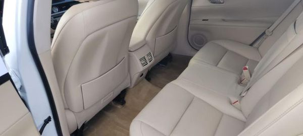 2013 LEXUS ES