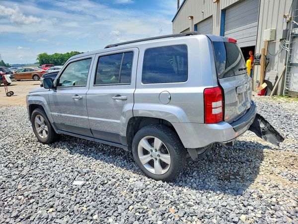 2016 JEEP PATRIOT LATITUDE FWD