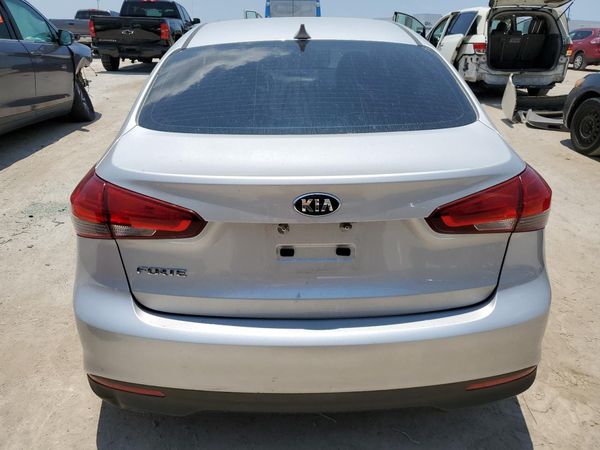 2018 KIA FORTE