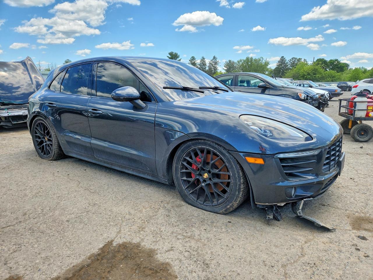 2017 PORSCHE MACAN