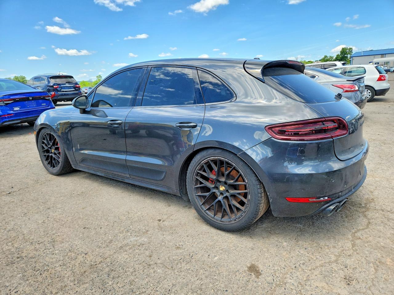 2017 PORSCHE MACAN