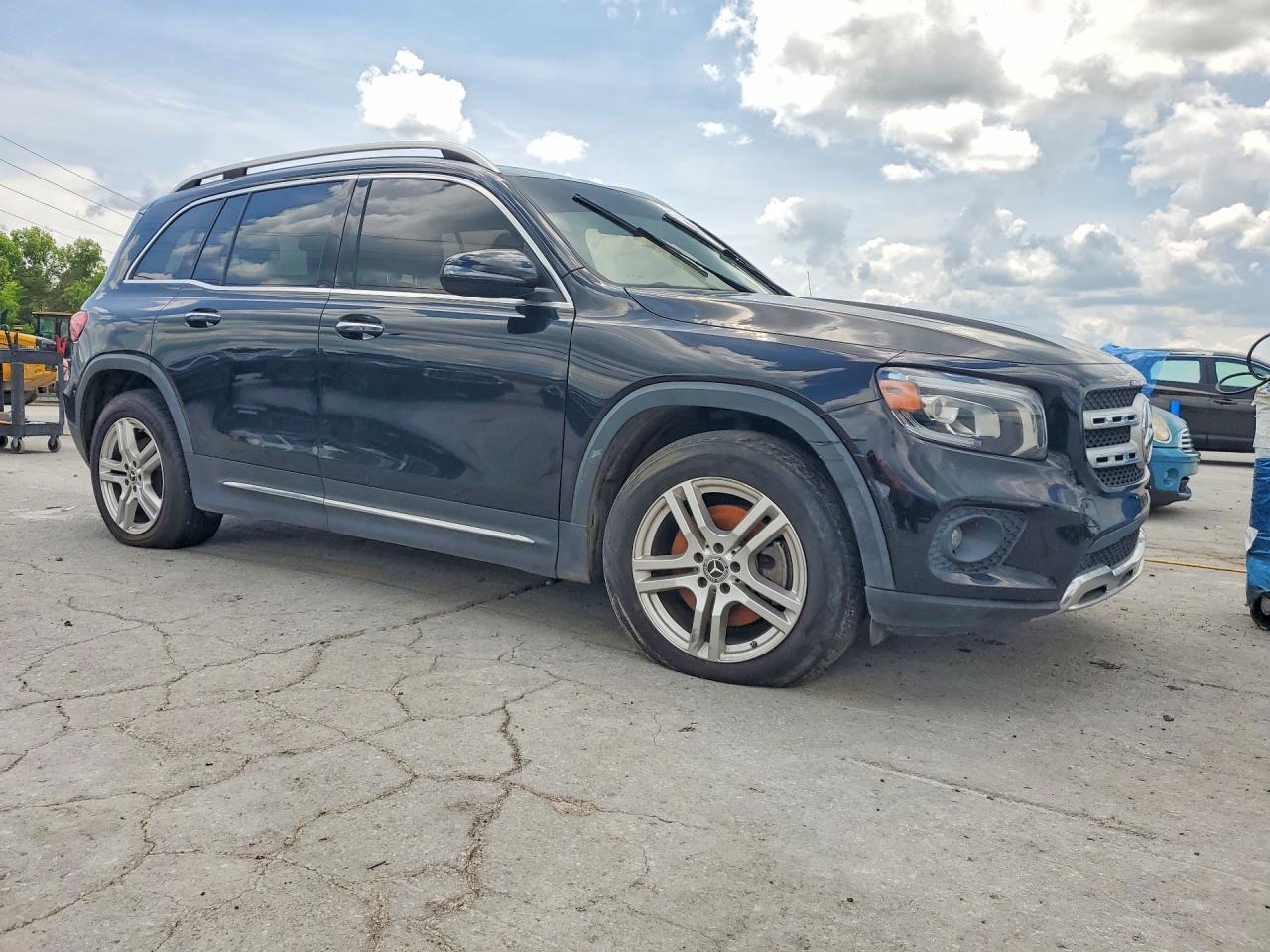 2020 MERCEDES-BENZ GLB GLB250-4M