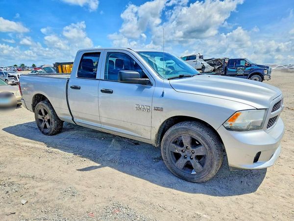 2013 RAM 1500 ST