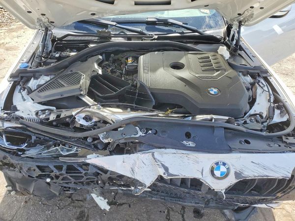 2023 BMW 4 SERIES — Engine bay