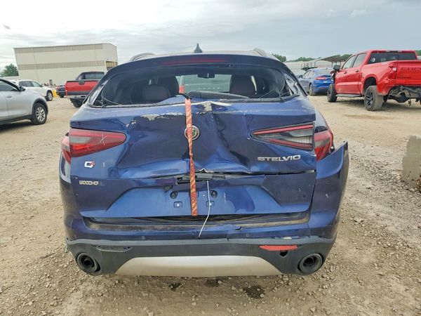 2018 ALFA ROMEO STELVIO TI AWD