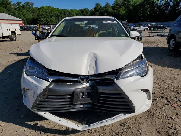 2017 TOYOTA CAMRY
