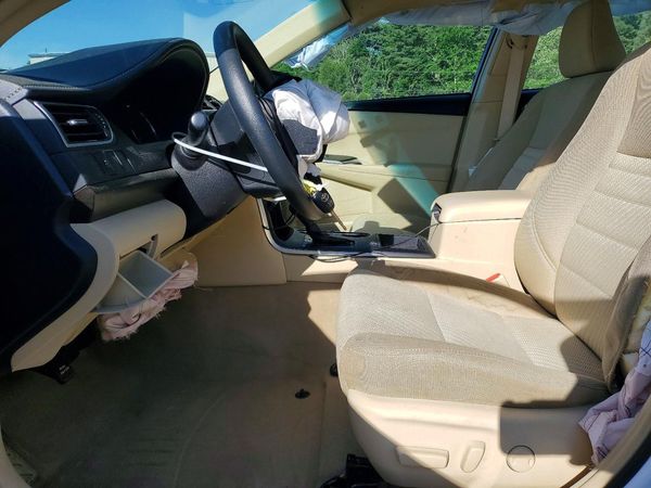 2017 TOYOTA CAMRY