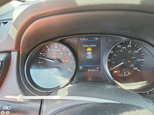 2018 NISSAN ROGUE