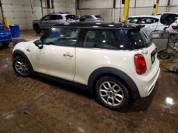 2015 MINI COOPER