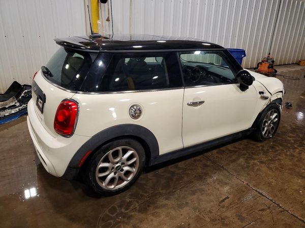 2015 MINI COOPER