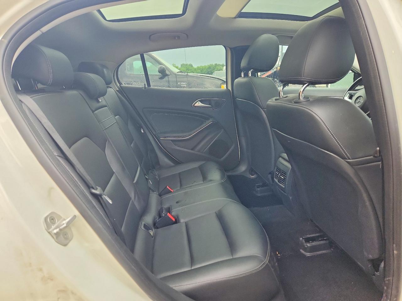 2015 MERCEDES-BENZ GLA GLA250 4-MATIC