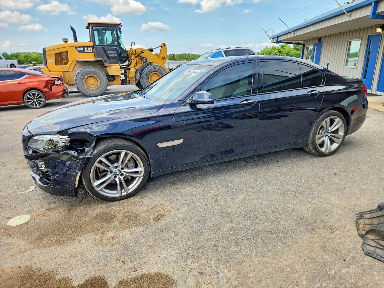 2015 BMW 740