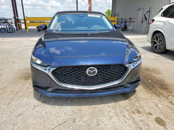 2019 MAZDA 3