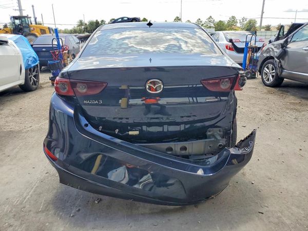 2019 MAZDA 3
