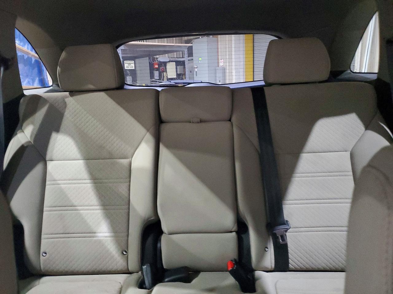 2017 KIA SORENTO L, LX