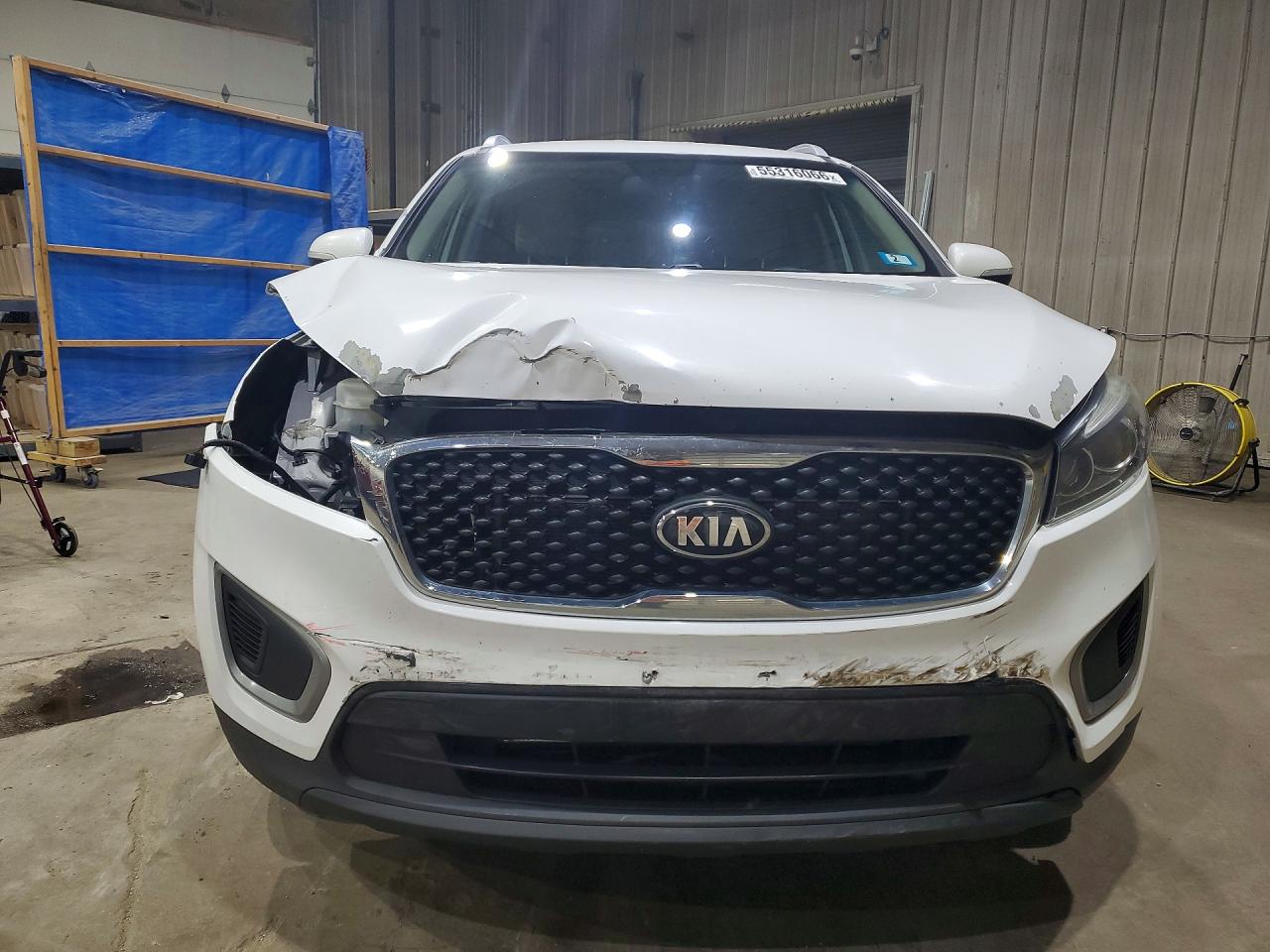 2017 KIA SORENTO L, LX