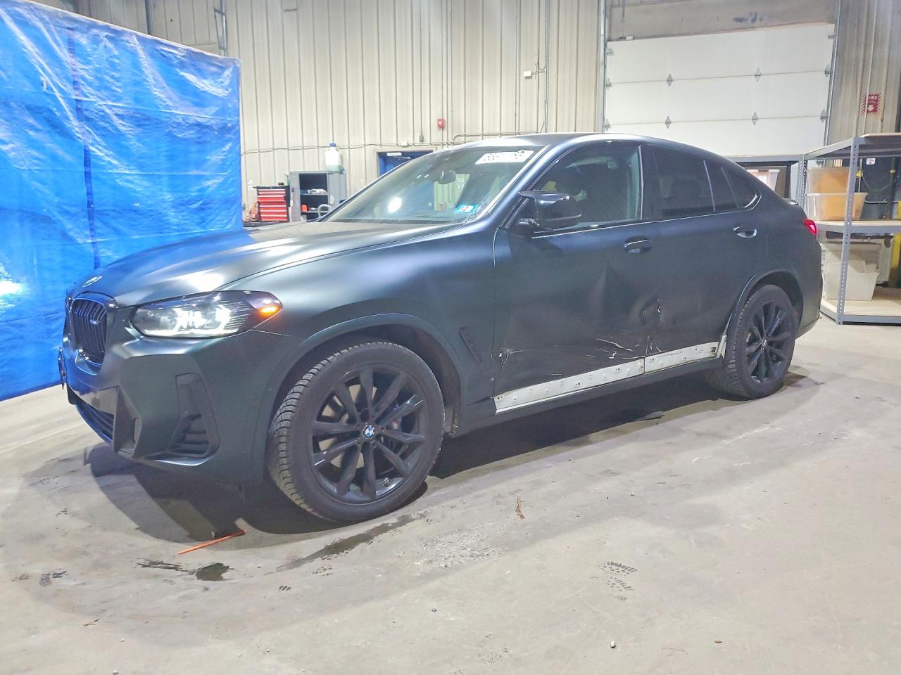 2023 BMW X4 M40i