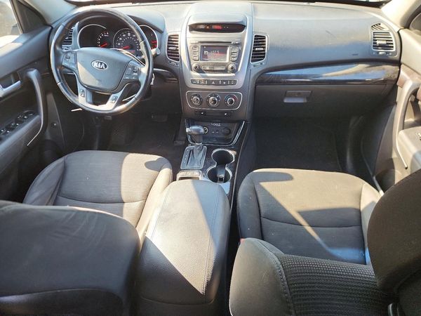2014 KIA SORENTO Base/ LX